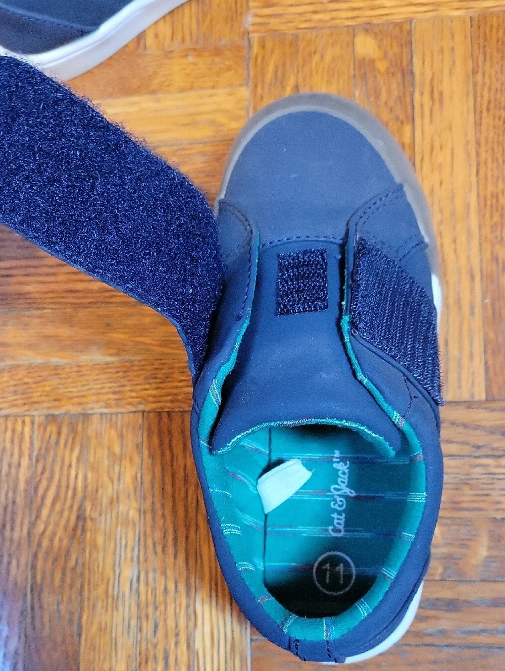 Cat & Jack Kids Slip on Shoes Size 11
